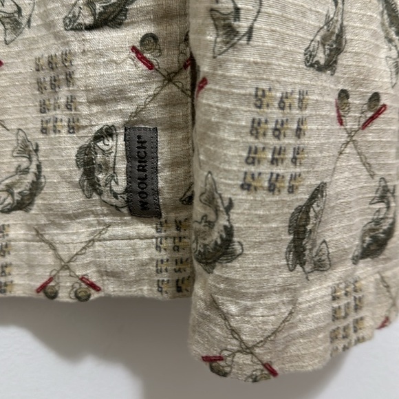 Woolrich All Over Print Bass Fishing Short Sleeve Button Down size XL - Picture 4 of 5